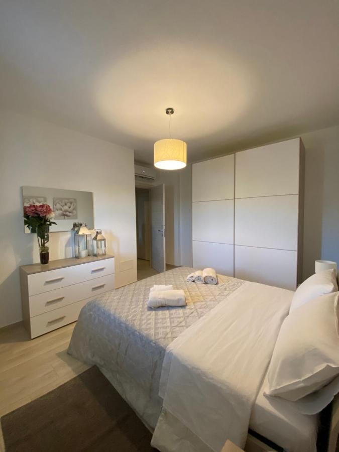 Casa Vacanze Olbia - Alebea - Buitenkant foto